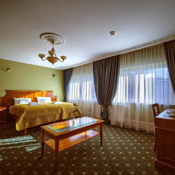 Studzianki에 위치한 호텔 ApartHotel Hubertus