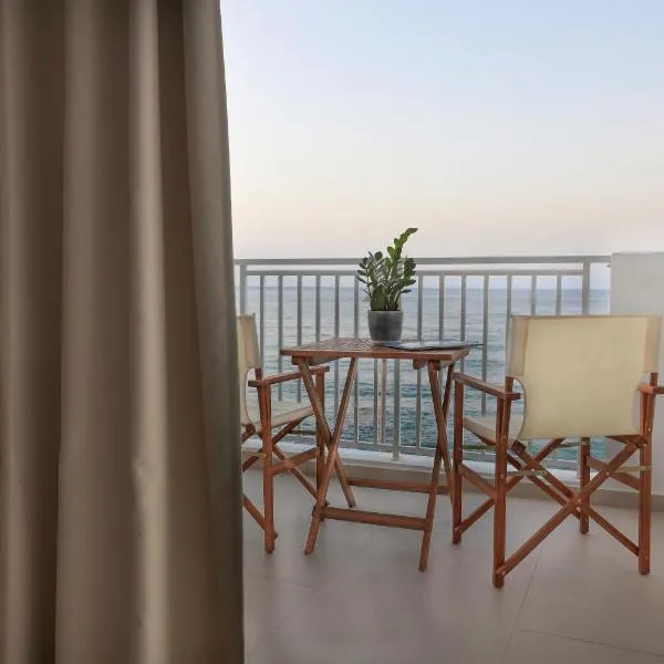 Sea Breeze Hotel, hotel v Hersonissose
