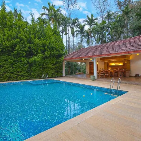 StayVista at Tall Silver with Infinity Pool & Breakast, hotel v destinaci Madikeri