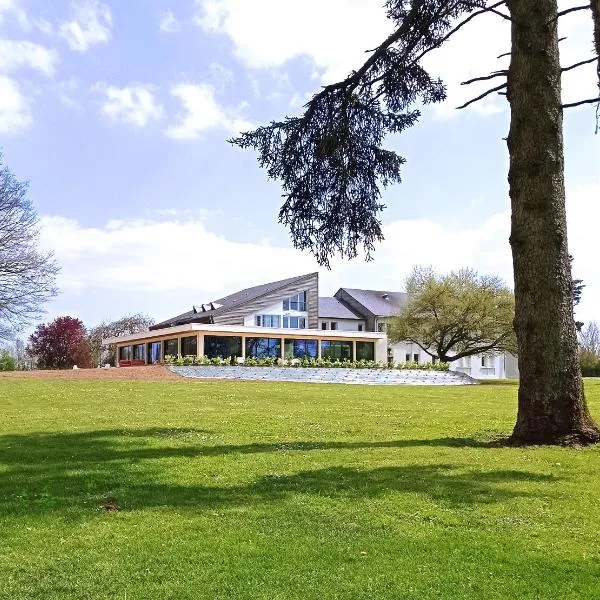 Hôtel le Corbusson, hotel v destinácii Saint-Berthevin-sur-Vicoin