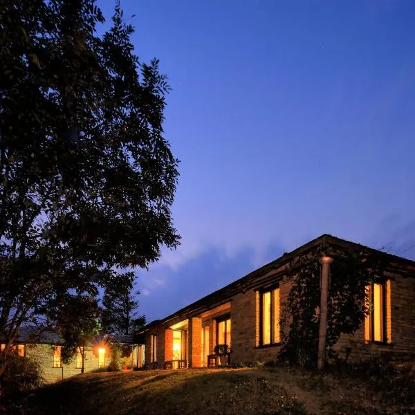 Tiger Mountain Pokhara Lodge, hotel in Pokhara