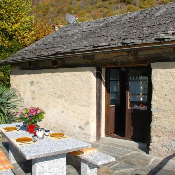 Holiday Home Rustico Cristallo by Interhome, hotel v destinaci Aquila