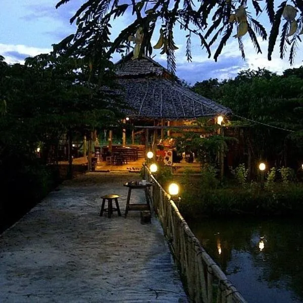 Paipunthong Resort, hotel v destinaci Pai