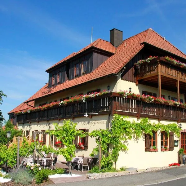 Hotel & Gasthof zum Rödelseer Schwan, hotel in Mönchsondheim