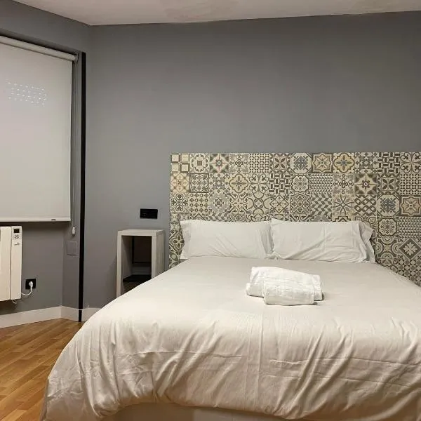 Belmonte Rooms - check in Hotel a 650 metros, hotel a Gijón