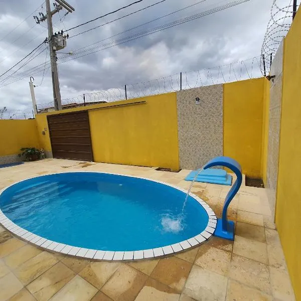 Casa mobiliada com piscina para aluguel por diárias em Martins-RN, hotell i Martins