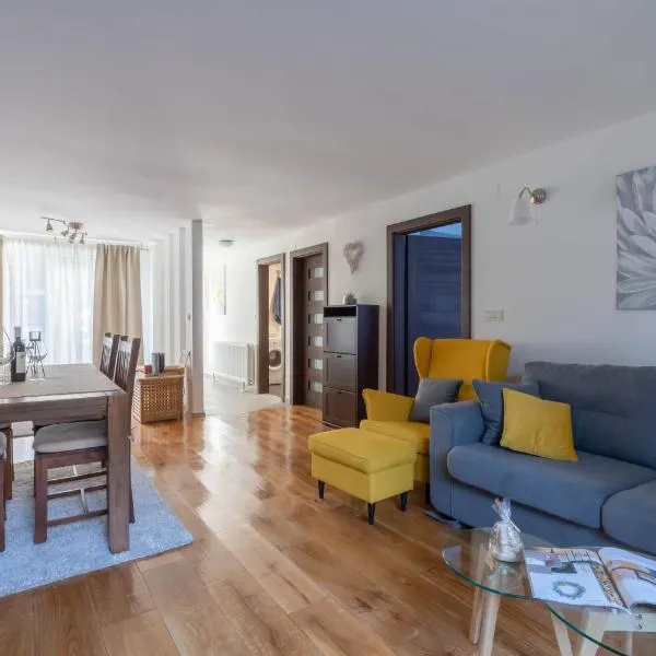 Apartment Gabriella, מלון בJablanovec