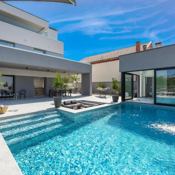 Villa Omnia, hotel v destinaci Zadar