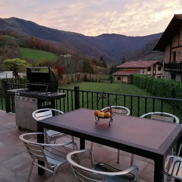 Casa rural SOROA landetxea, hotel v destinaci Arantza