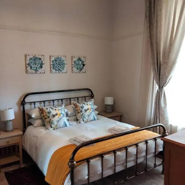 Via the Grapevine 3 bedroom house private parking, hotel a Colesberg