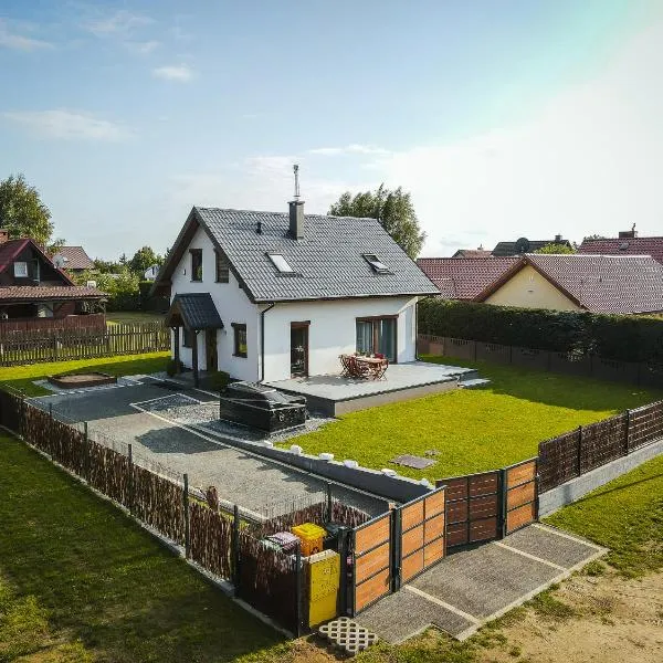 Dom Letniskowy Ińsko VIP - wysoki standard, Hotel in Oświno