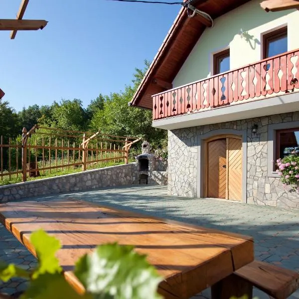 Vineyard Cottage Lustek, hotel i Novo Mesto