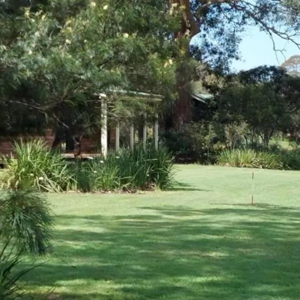 Cabins at Lovedale Wedding Chapel, hotel v destinaci Lovedale