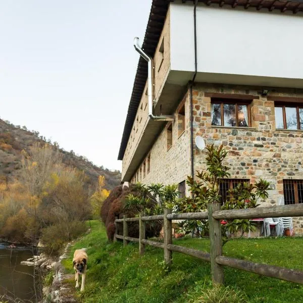 Hostal Restaurante Ventasierra, hotel en Fuentes de Peñacorada