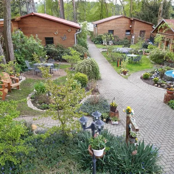 Monikas Gästehäuser Seeblick Himmelpfort, hotel v destinaci Himmelpfort