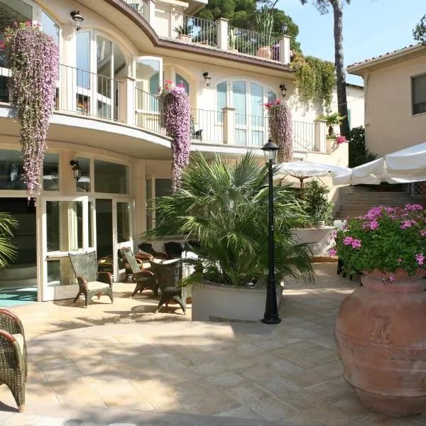 Hotel Atlantico, hotel v destinácii Castiglioncello