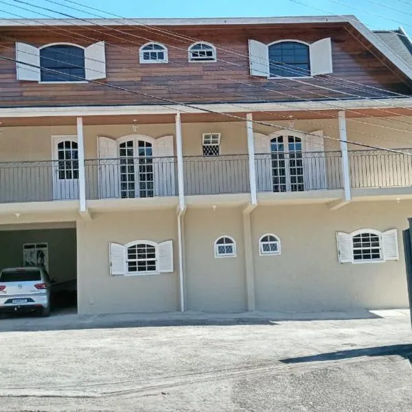 Casa do Trem Suítes, hotel v destinaci Campos do Jordão