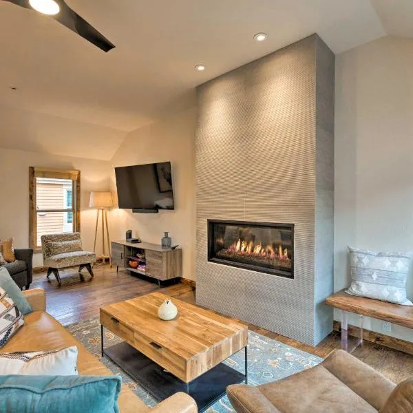Park City Condo Walk to Ski Lifts!, hotel di Park City
