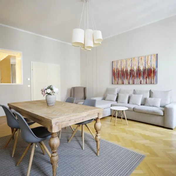 HeyMi Apartments Karlsplatz, hotel in Vienna