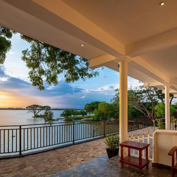 Olu villa Resort, hotel in Tissamaharama
