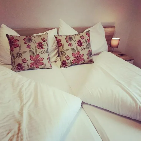 Hotel Rosengärtli, hotel v destinaci Leissigen