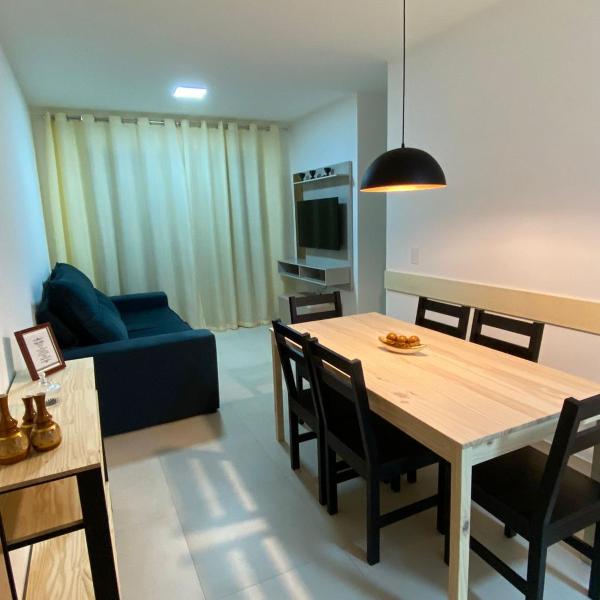 Apartamento na Praia do Morro- Guarapari, de frente, varanda ampla, duas quadras da orla da praia