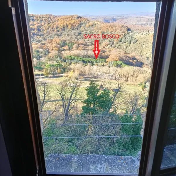La mansarda del Sacro Bosco, hotel Bomarzóban