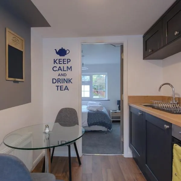 Donington Cottage Apt 7, hotel in Castle Donington