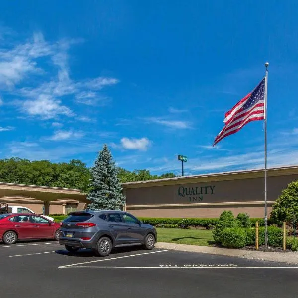 Quality Inn Ledgewood - Dover, hotel in Andover