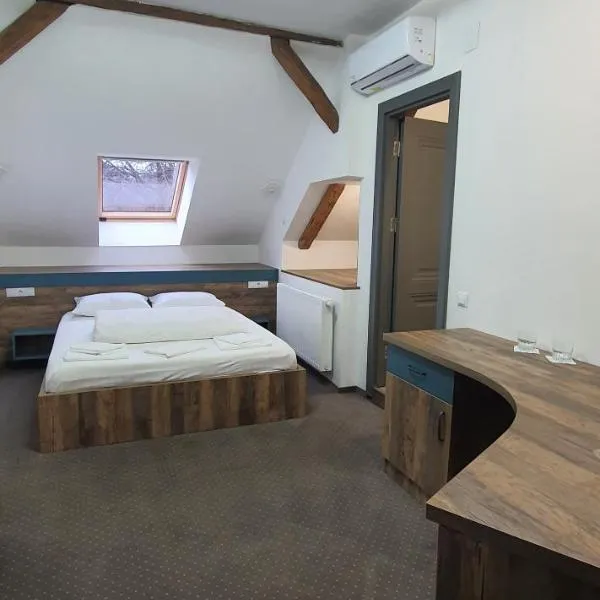 Casa Achim, hotel v destinaci Baia Mare
