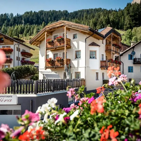 App Lisüra Boè, hotel v destinaci Corvara in Badia