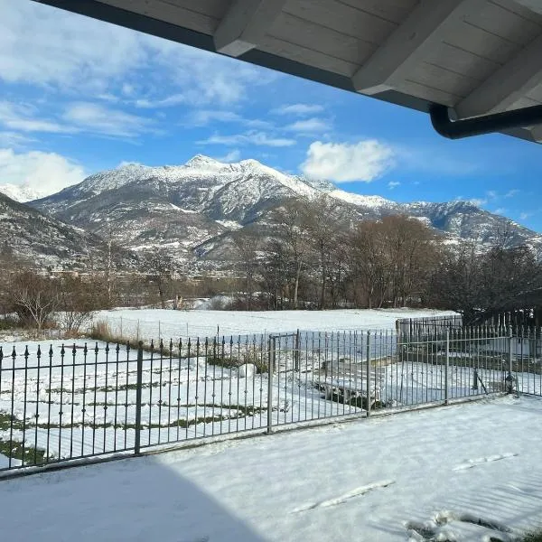 Mountain View Villa Kate alloggio ad uso turistico VDA Gressan 0161, hotel ad Aosta