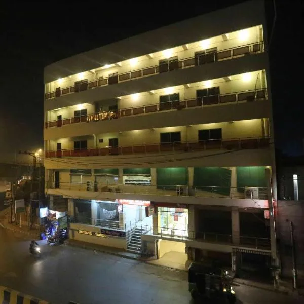 Hotel Multan Continental, hotel in Multan