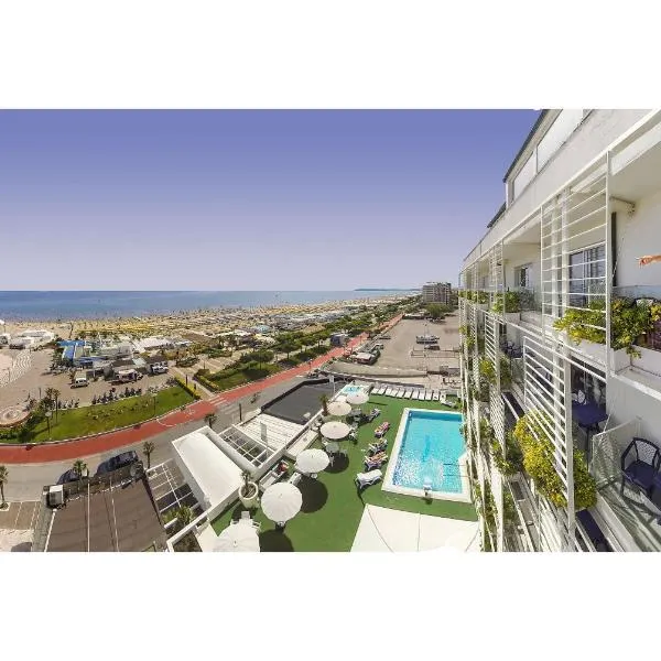 Hotel Mediterraneo, hotel Riccionéban