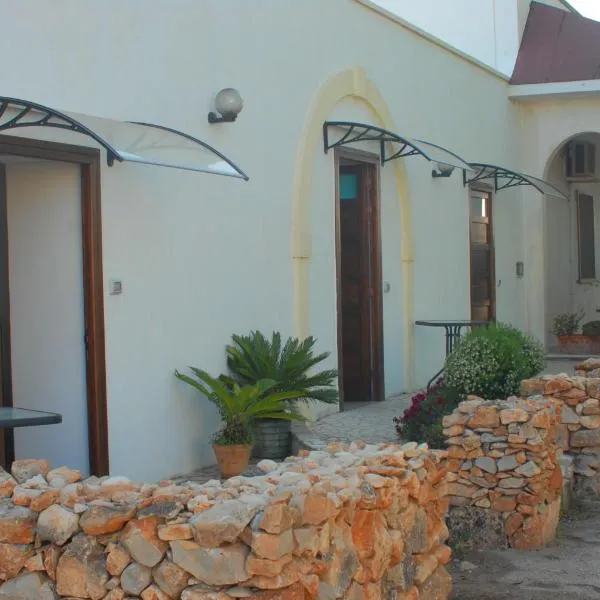 Agriturismo Tenuta Perruzzi, hotel v destinaci Leverano
