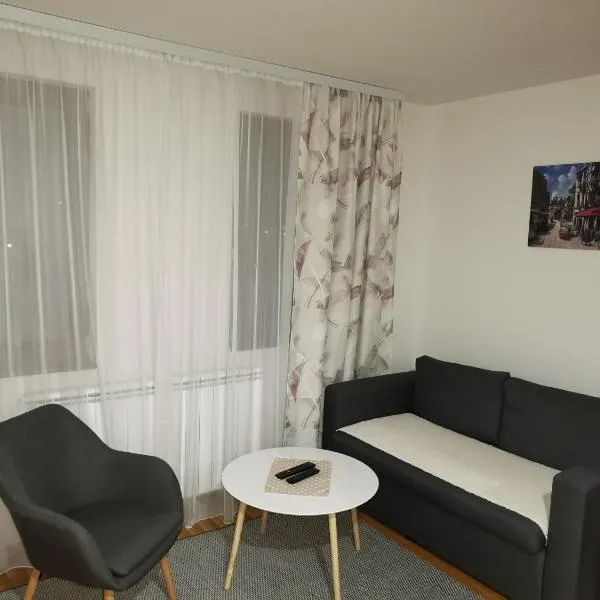 Nina apartman, hotel sa Donje Mladice
