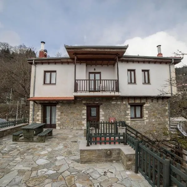 Ξενώνας Πατρικό, hotel v destinaci Neraïdochóri
