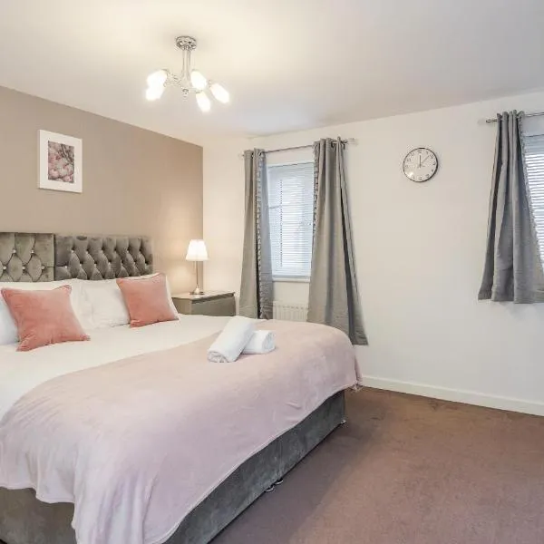Stunning 3BR house in Basildon, hotel in Basildon