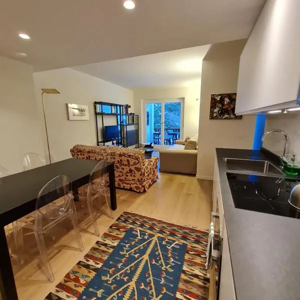 Sankt Moritz Dorf Charme Apartment, hotel in Sankt Moritz