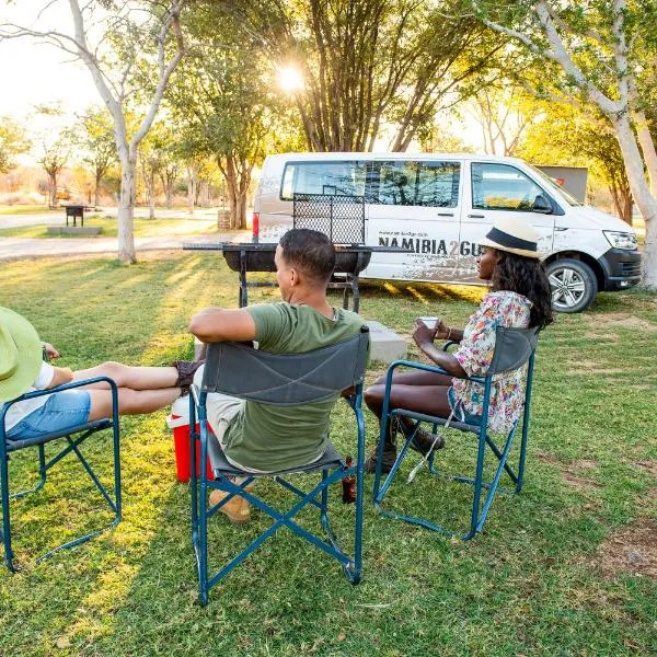 Etosha Safari Campsite, hotel a Outjo