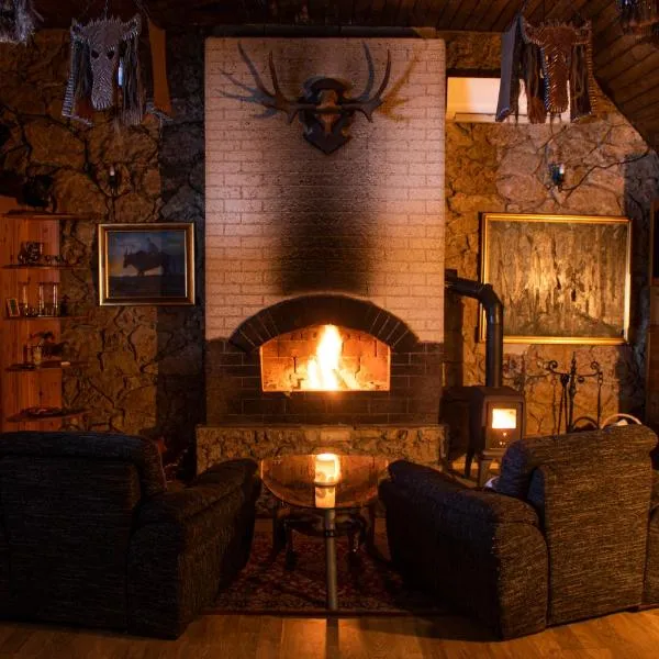 Hunter's Lodge, hotel v destinaci (( Šarlote ))