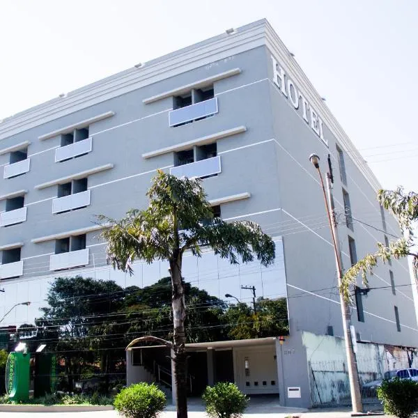 BOMBONATO PALACE HOTEL, hotel en Uberaba