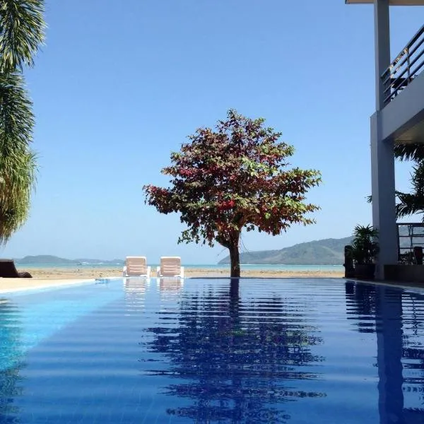 Chalong Beach Front Residence, hotel in Rawai Beach
