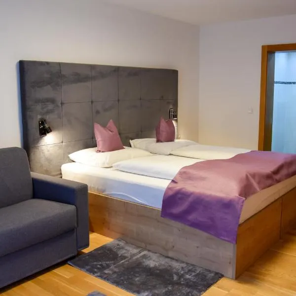Gasthof Ramona, hotel v destinaci Scharnitz