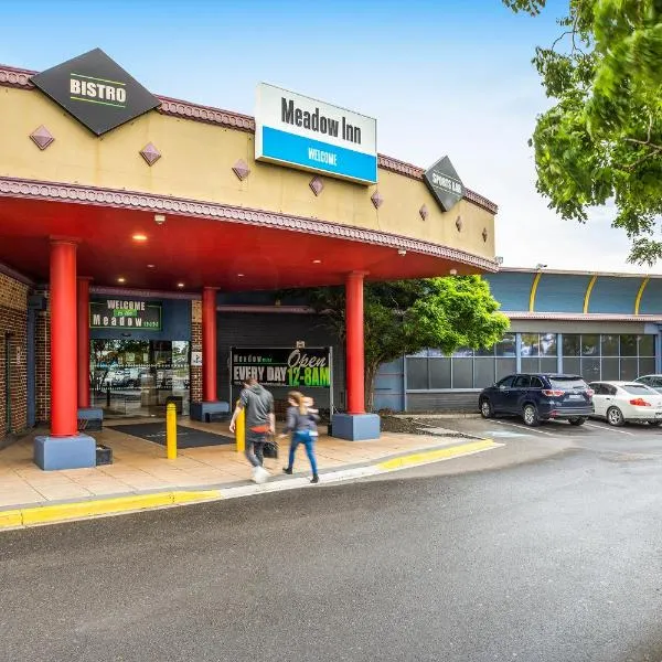 Meadow Inn Hotel-Motel, hotel in Lalor