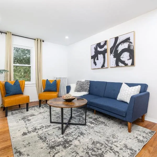 Lovely Ranch House in Windsor, 10 mins to Hartford Connecticut, hotel v destinaci Windsor