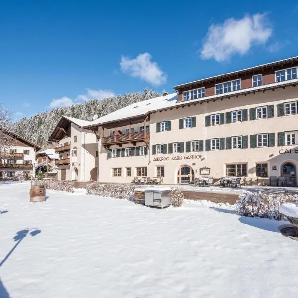 Hotel Kabis, hotel Funesben