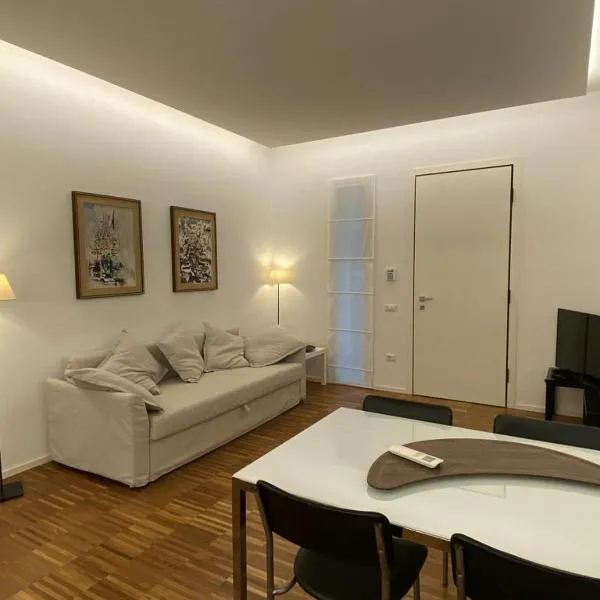 EM home01, hotel v destinaci Cattolica