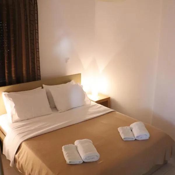 Apartments Piazza, hotell sihtkohas Himarë