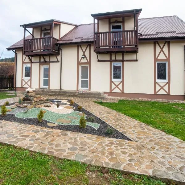 Котедж "Під Горбком", hotel in Korchin